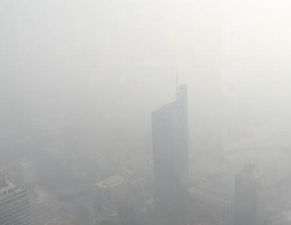 南京铁腕治霾 大气污染防治不过关，干部考核一票否决